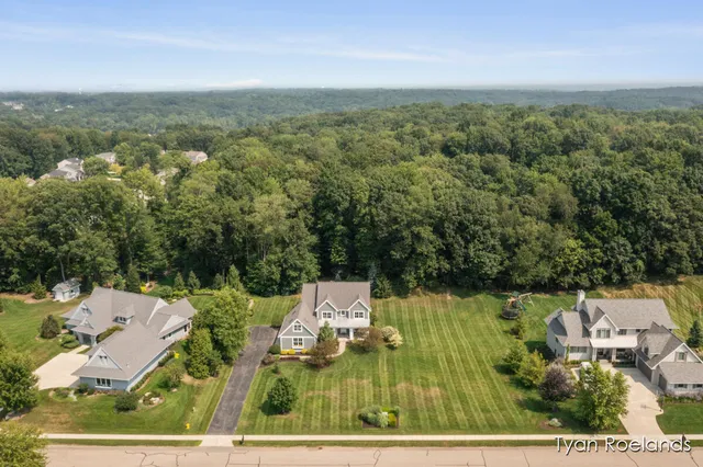 $1,390,000 | 3757 Lake Birch Street Northeast, Grand Rapids, MI 49525