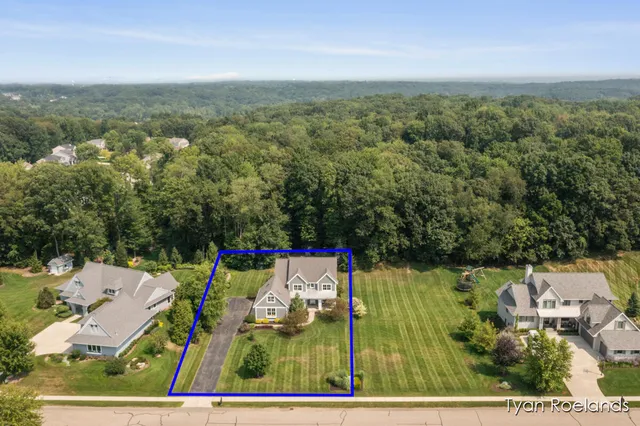 $1,390,000 | 3757 Lake Birch Street Northeast, Grand Rapids, MI 49525