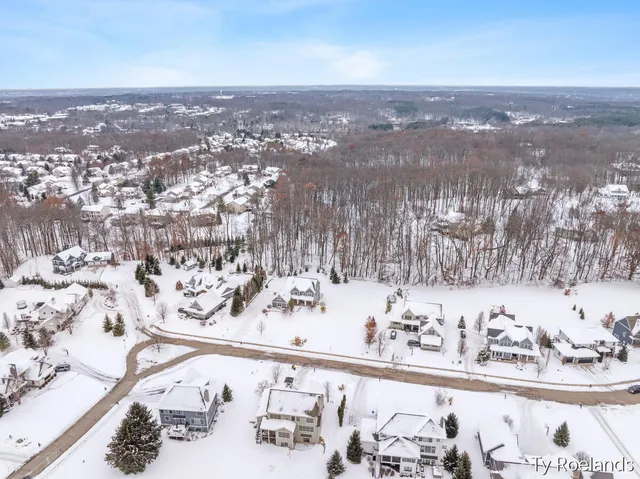 $1,390,000 | 3757 Lake Birch Street Northeast, Grand Rapids, MI 49525
