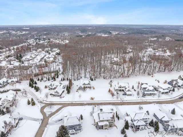 $1,390,000 | 3757 Lake Birch Street Northeast, Grand Rapids, MI 49525