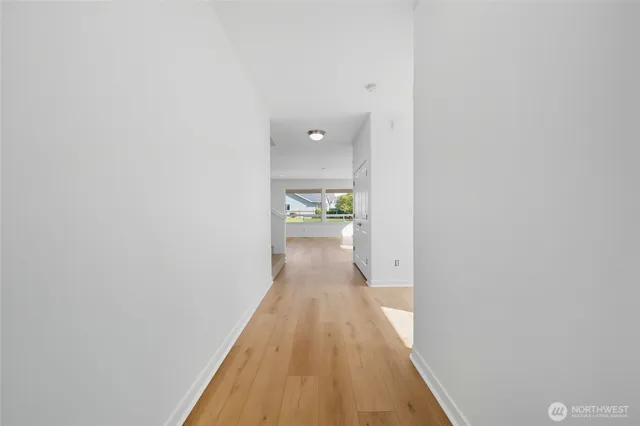 a view of empty room with window