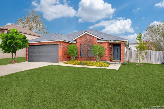 $249,999 | 1085 Stone Hollow, New Braunfels, TX 78130