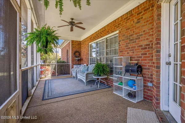 $419,900 | 4140 Three Hawks Drive West, Olive Branch, MS 38654