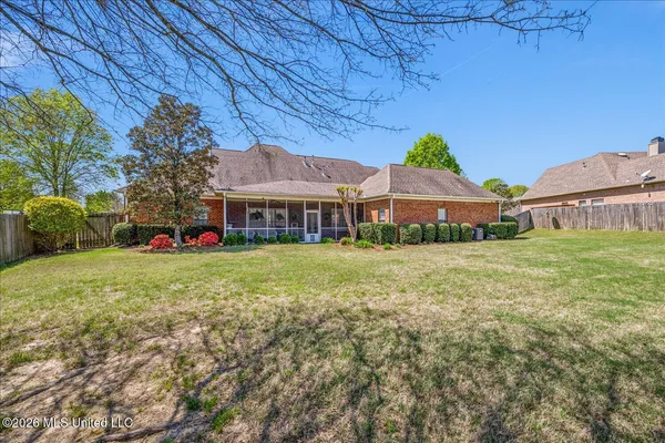 $419,900 | 4140 Three Hawks Drive West, Olive Branch, MS 38654