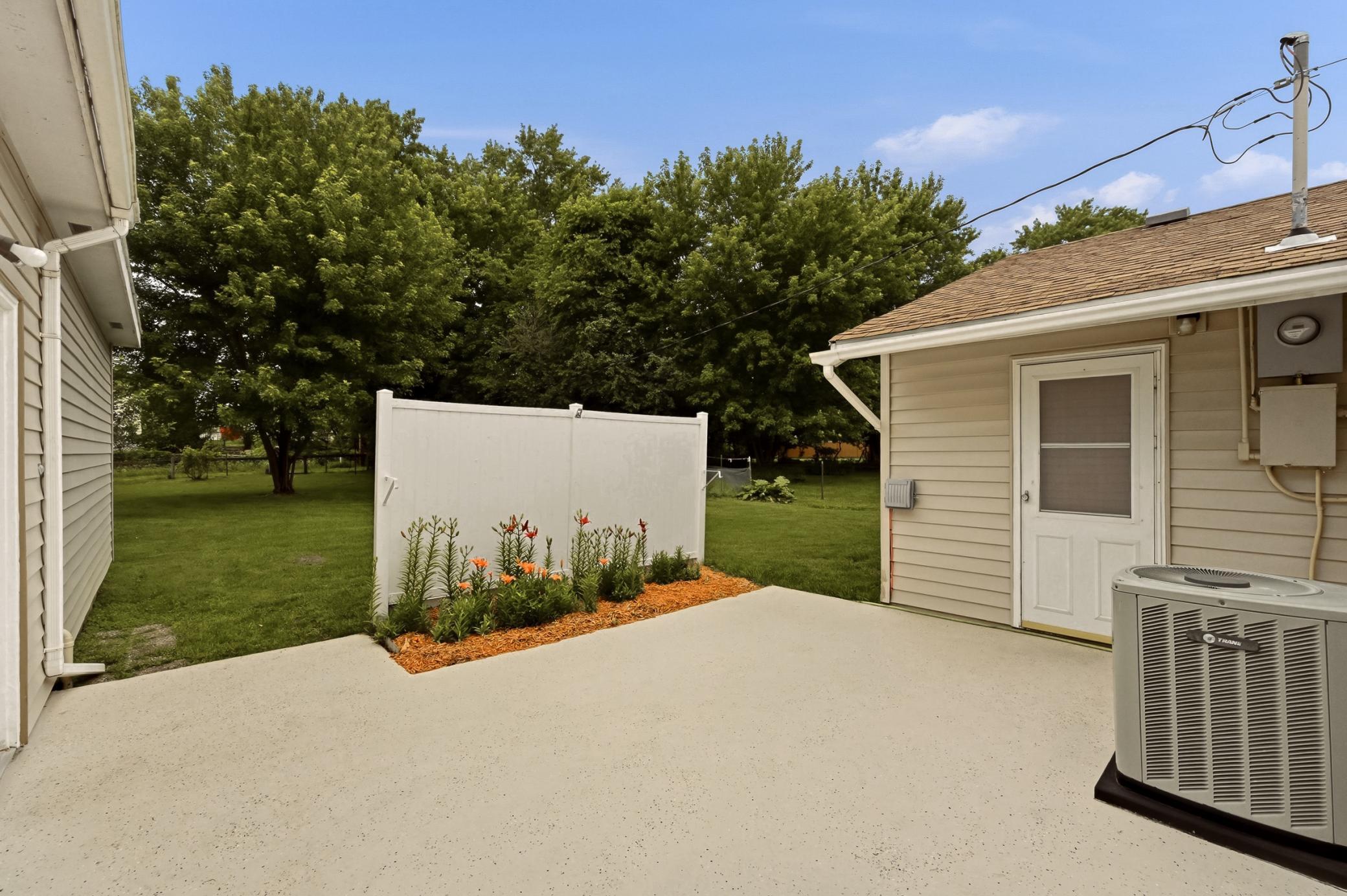 1805 Marvale Avenue Southeast Rochester, MN 55904 - Photo 20 of 25