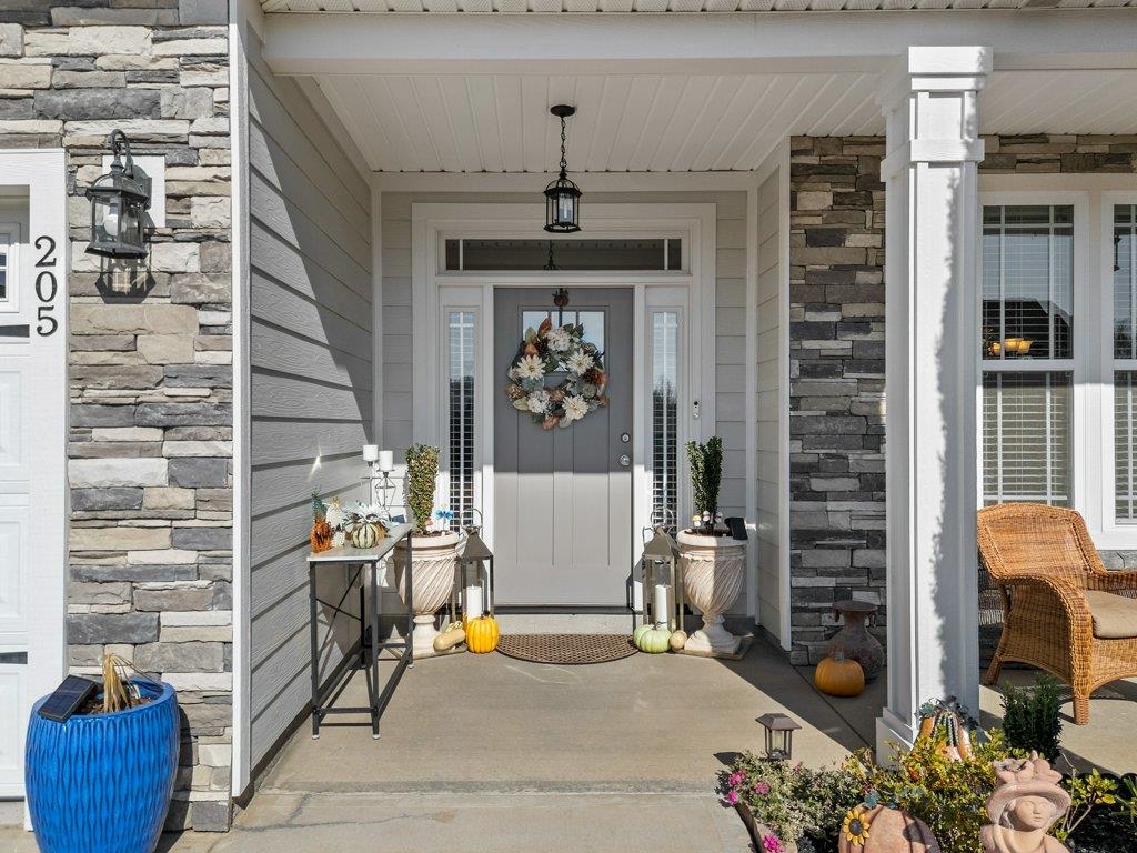 205 Loxley Drive Simpsonville, SC 29680 - Photo 4 of 50