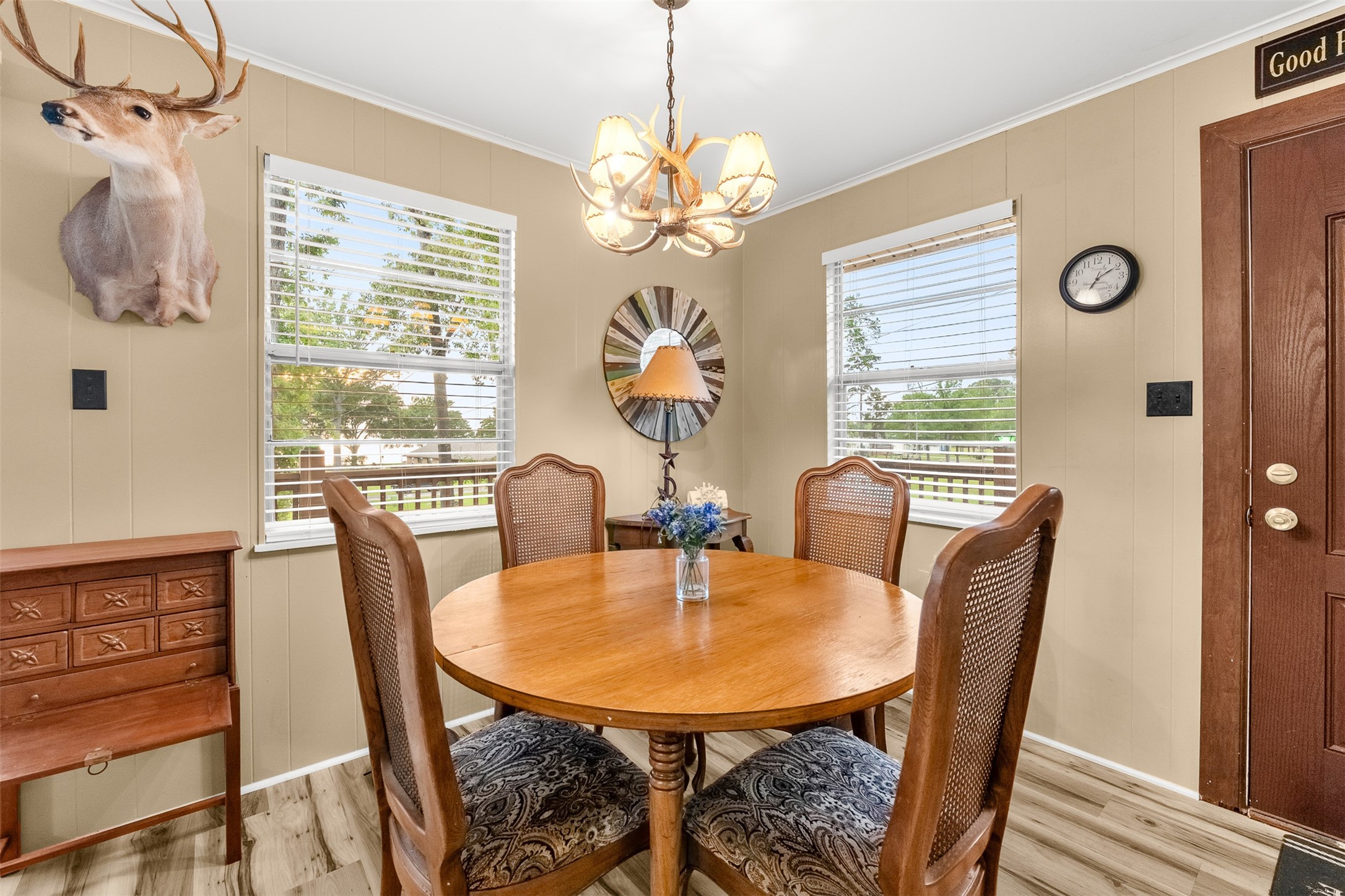439 Lakeview Harbor Onalaska, TX 77360 - Photo 9 of 43 a dining room with furniture and window