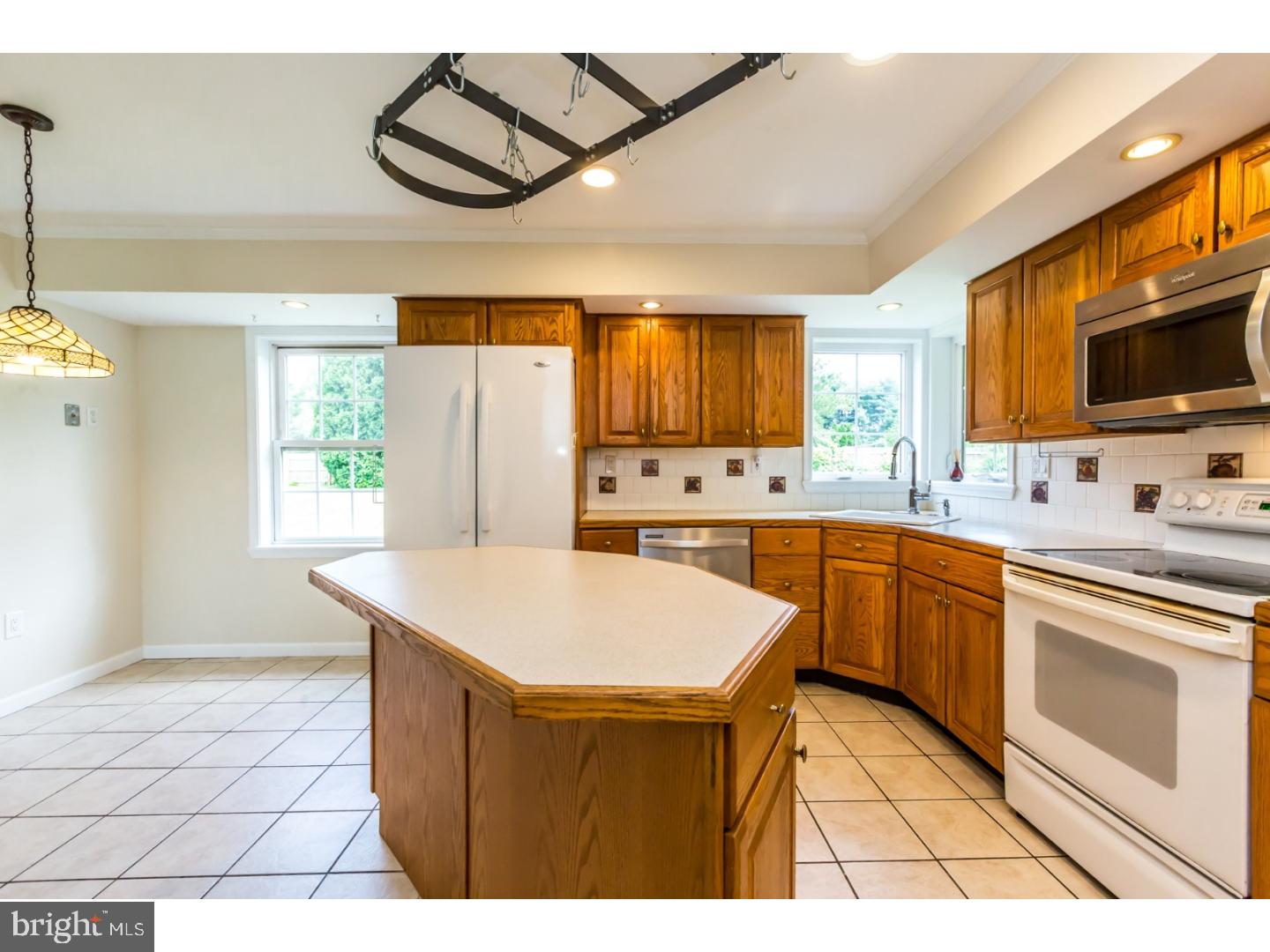 183 Lafayette Road Coatesville, PA 19320 - Photo 8 of 25 Gallery Image 8