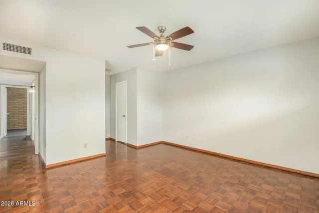 $4,000 | 1010 East Loyola Drive, Tempe, AZ 85282