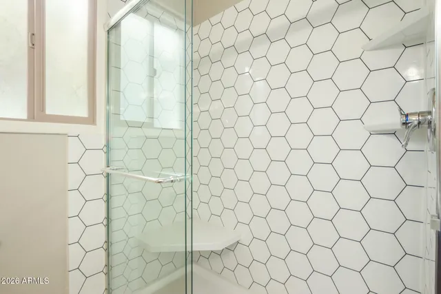 $4,000 | 1010 East Loyola Drive, Tempe, AZ 85282