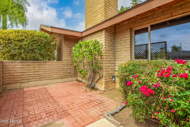 $4,000 | 1010 East Loyola Drive, Tempe, AZ 85282