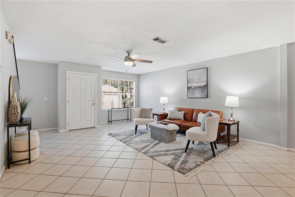 5262 Southwest 97 Drive Gainesville, FL 32608 - Photo 4 of 31