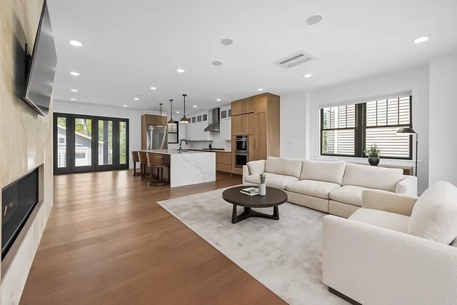 $1,699,000 | 19 A Shirley Road, Medford, MA 02155