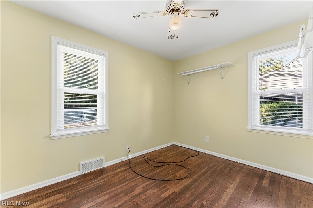 154 Fairfield Road Avon Lake, OH 44012 - Photo 25 of 43