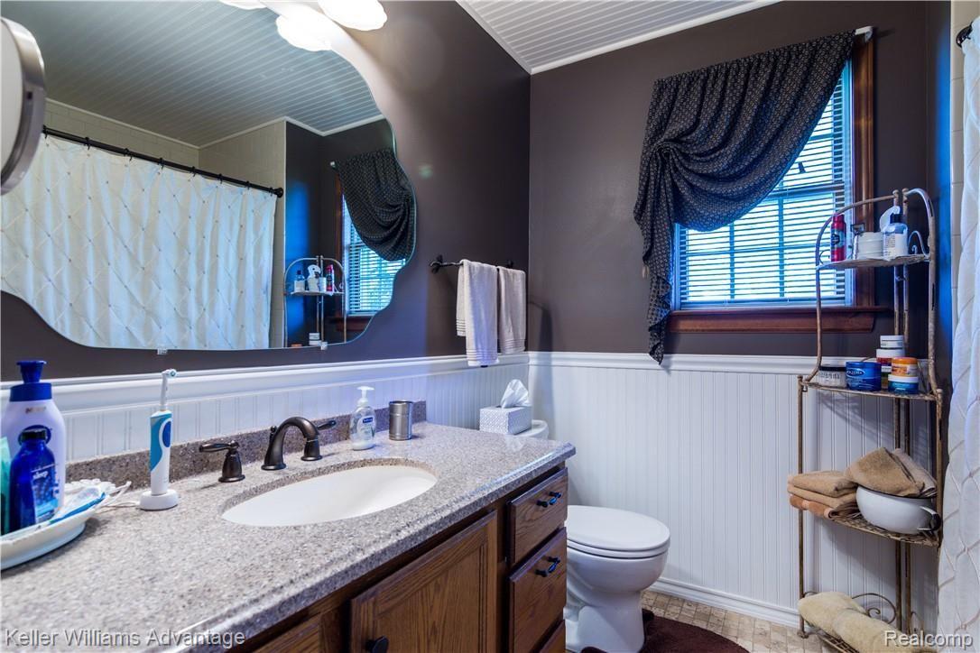 7675 Wellington Road Brighton, MI 48116 - Photo 16 of 49 15.jpg