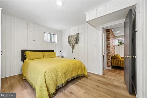 $1,150,000 | 10700 Keswick Street, Garrett Park, MD 20896
