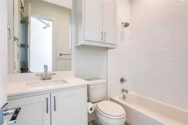 $3,195 | 4908 Manett Street, Unit 103, Dallas, TX 75206