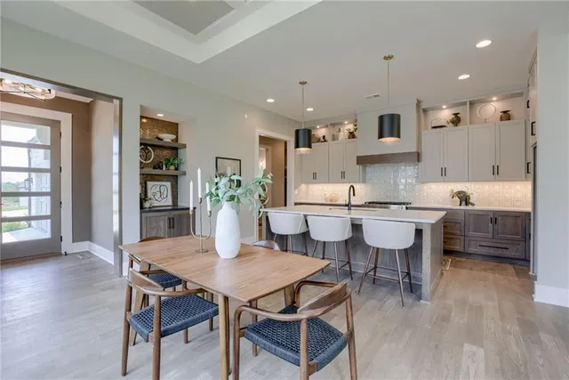 $1,050,000 | 13706 Pembroke Lane, Leawood, KS 66224