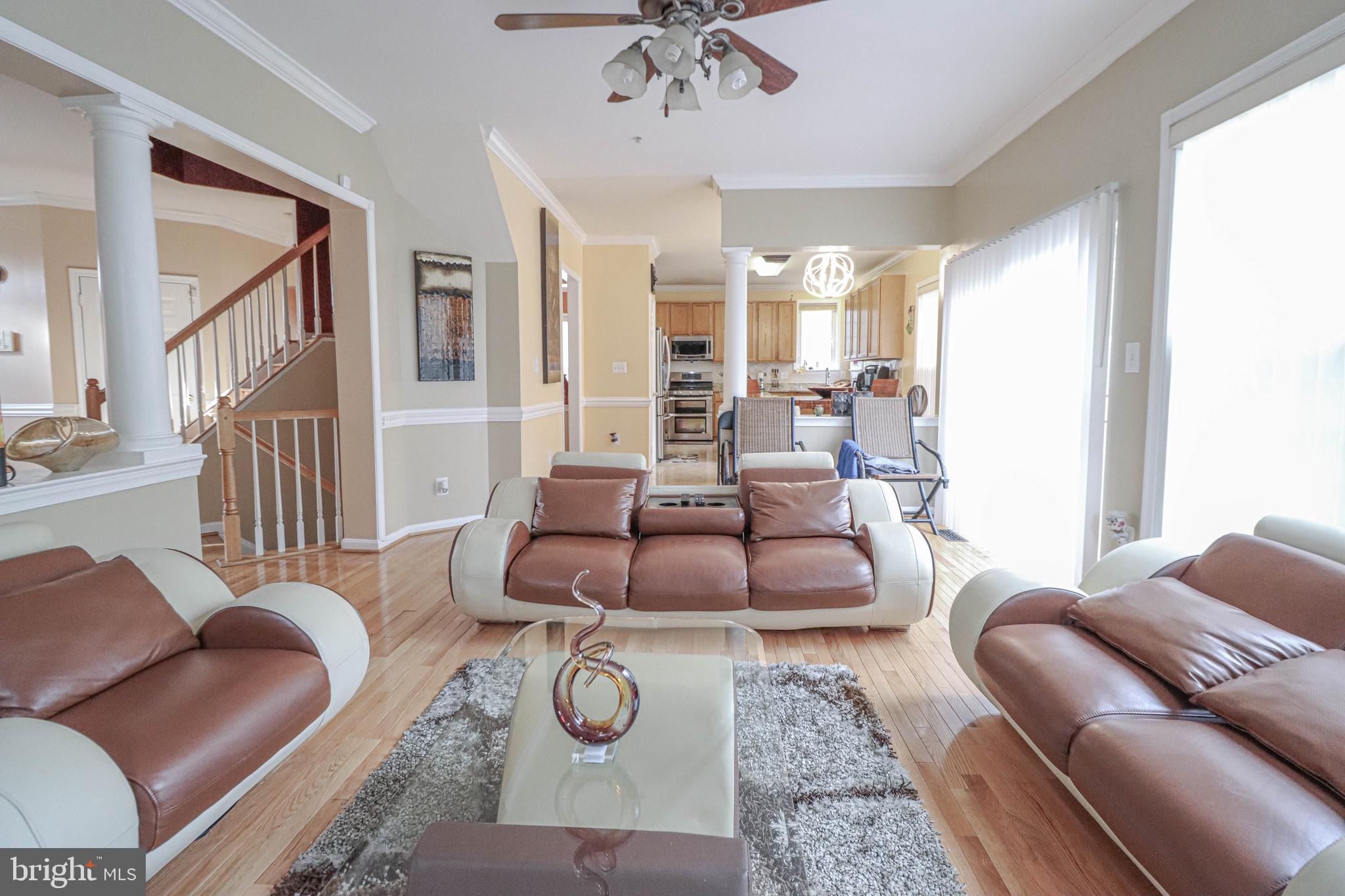 8910 Fox Park Road Clinton, MD 20735 - Photo 18 of 46 Sitting Area
