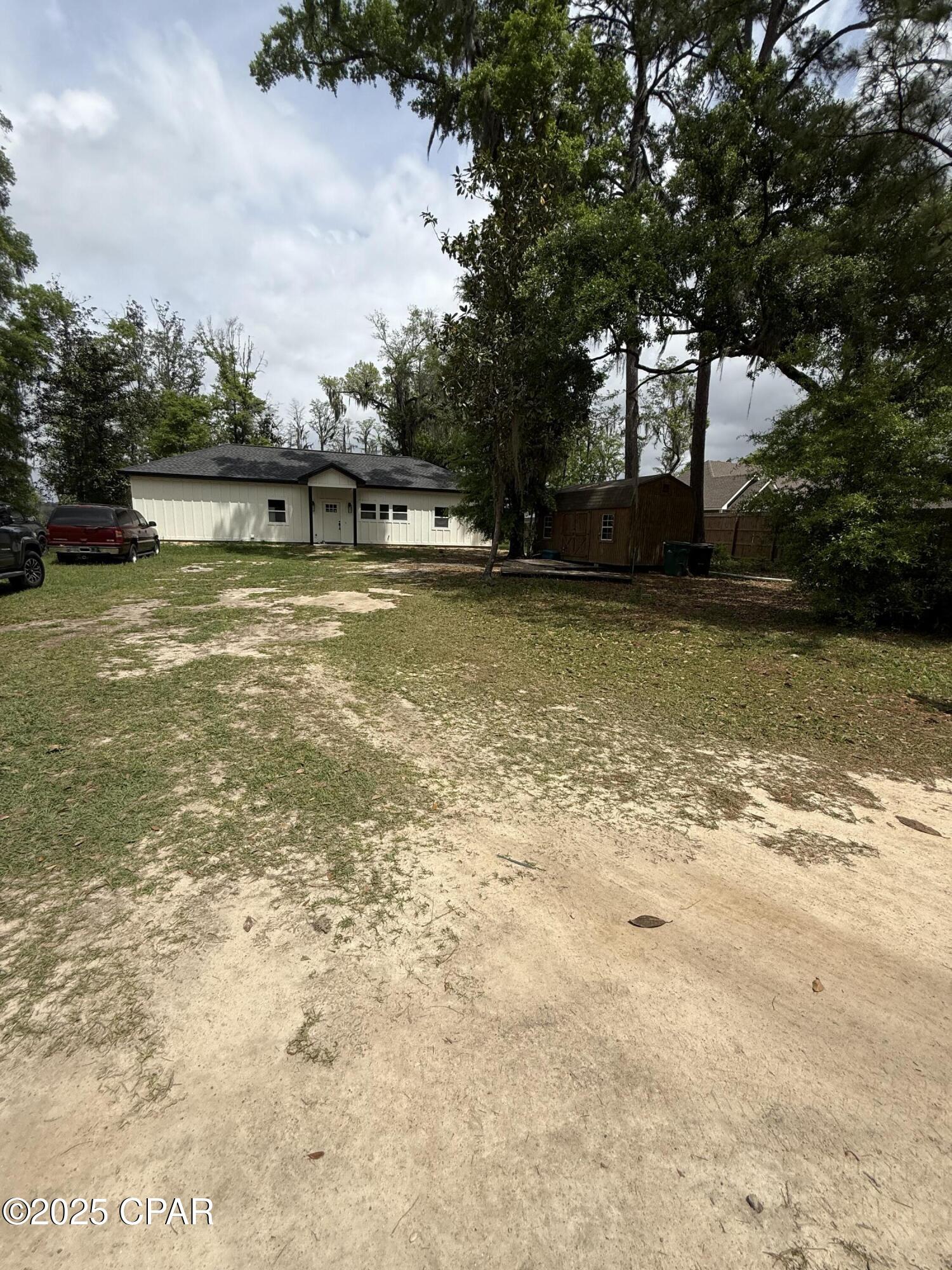 3034 Paradise Lakes Road Vernon, FL 32462 - Photo 18 of 48