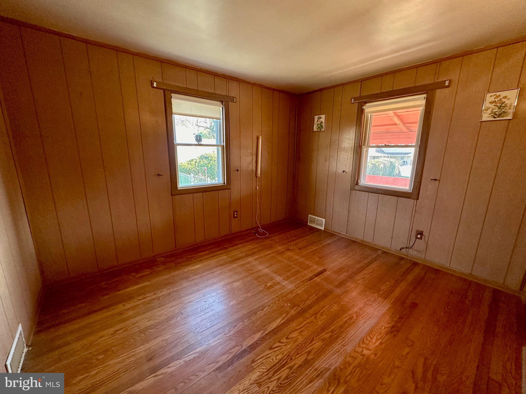 33 Norwyn Road Hatboro, PA 19040 - Photo 15 of 25 Bedroom 2