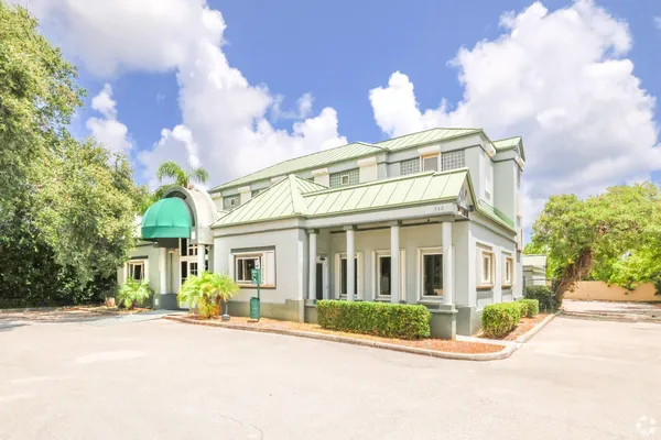 $1,950 | 540 South Federal Highway, Deerfield Beach, FL 33441