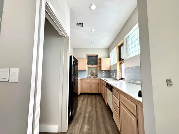 $1,950 | 540 South Federal Highway, Deerfield Beach, FL 33441