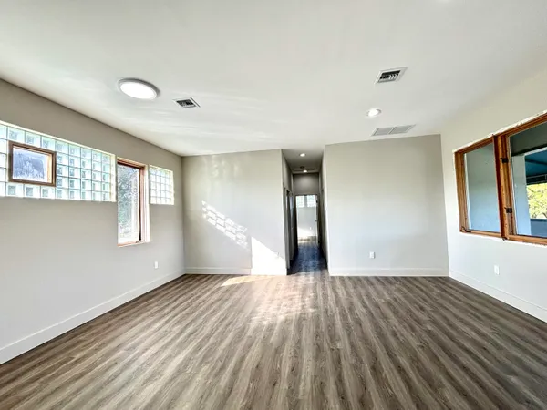 $1,950 | 540 South Federal Highway, Deerfield Beach, FL 33441