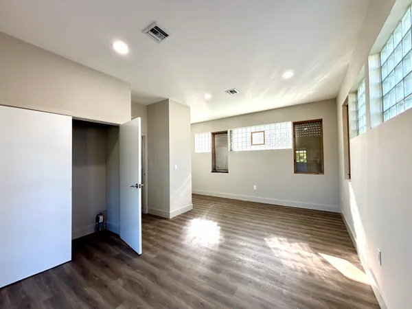 $1,950 | 540 South Federal Highway, Deerfield Beach, FL 33441