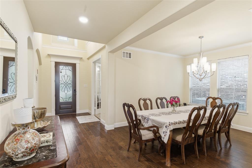 3215 Hyde Street Irving, TX 75063 - Photo 8 of 40