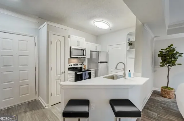 $1,695 | 2900 Pharr Ct S Northwest, Unit 1110, Atlanta, GA 30305