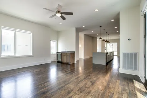 $995,000 | 800 13th Avenue South, Nashville, TN 37203