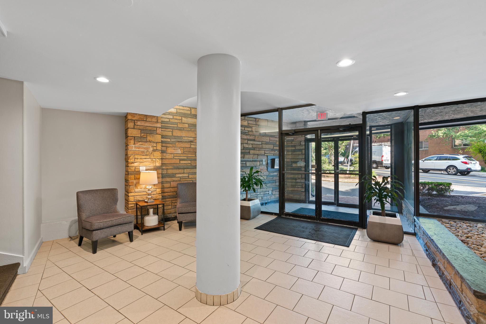 3901 Tunlaw Road Northwest, Unit 506 Washington, DC 20007 - Photo 16 of 21 Renovated Lobby
