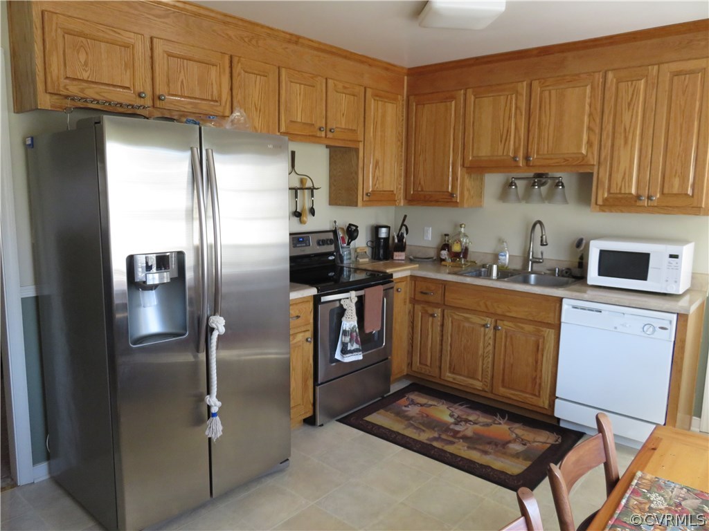 22526 Cabin Point Road Disputanta, VA 23842 - Photo 13 of 23 Gallery Image 13