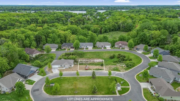 $49,900 | 31075 Magnolia Lane, Lindstrom, MN 55045