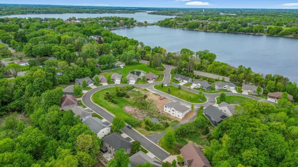 $49,900 | 31075 Magnolia Lane, Lindstrom, MN 55045