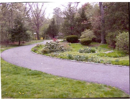 15 Meadowbrook Road Dover, MA 02030 - Photo 21 of 25 Gallery Image 21