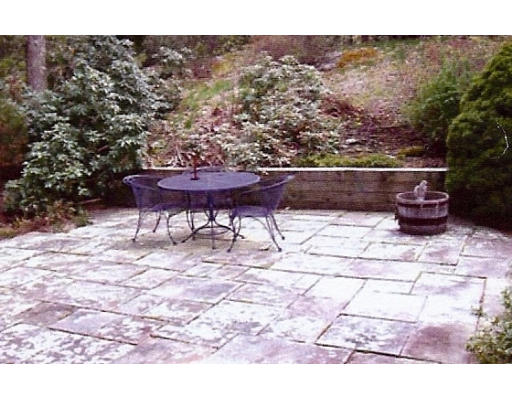 15 Meadowbrook Road Dover, MA 02030 - Photo 23 of 25 Gallery Image 23