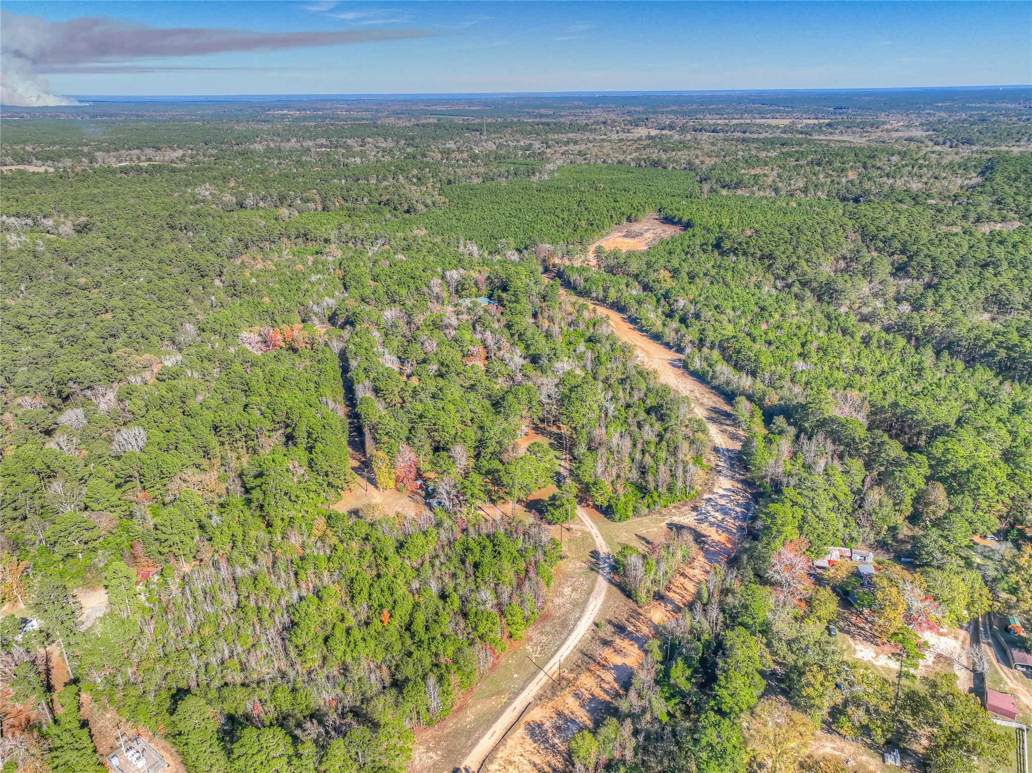 300 L Green Road Cleveland, TX 77328 - Photo 40 of 44 a view of city with ocean