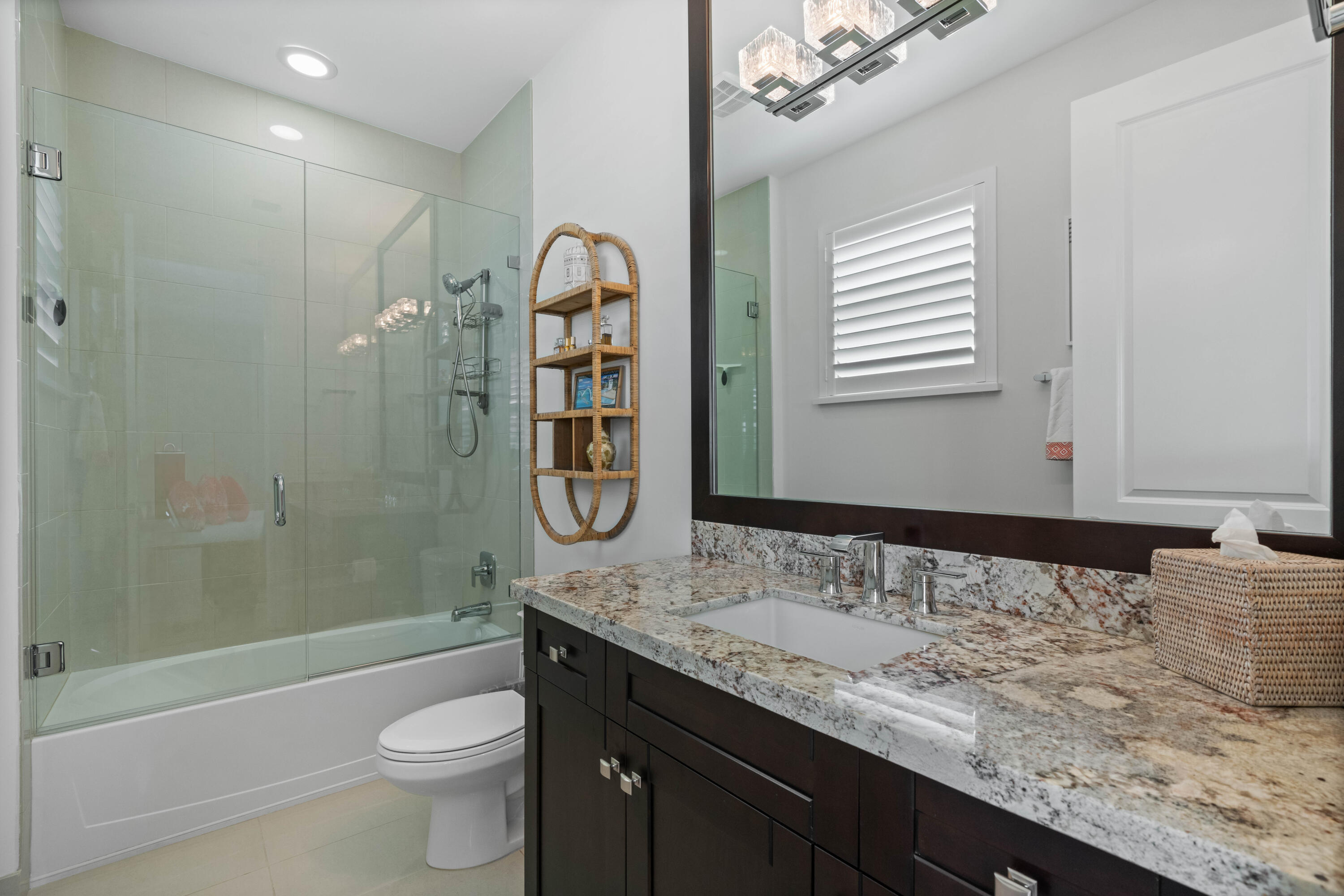 8208 Southeast Red Root Way Jupiter, FL 33458 - Photo 54 of 113 Guest Room 2 Bath