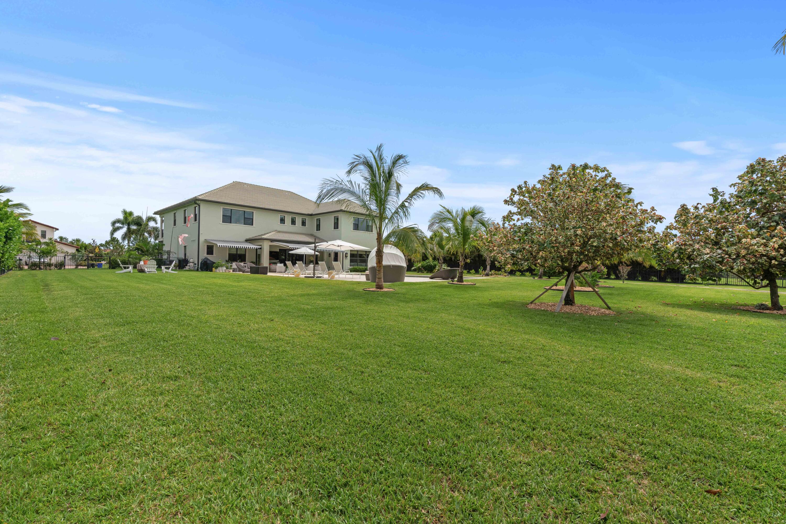 8208 Southeast Red Root Way Jupiter, FL 33458 - Photo 96 of 113 Backyard