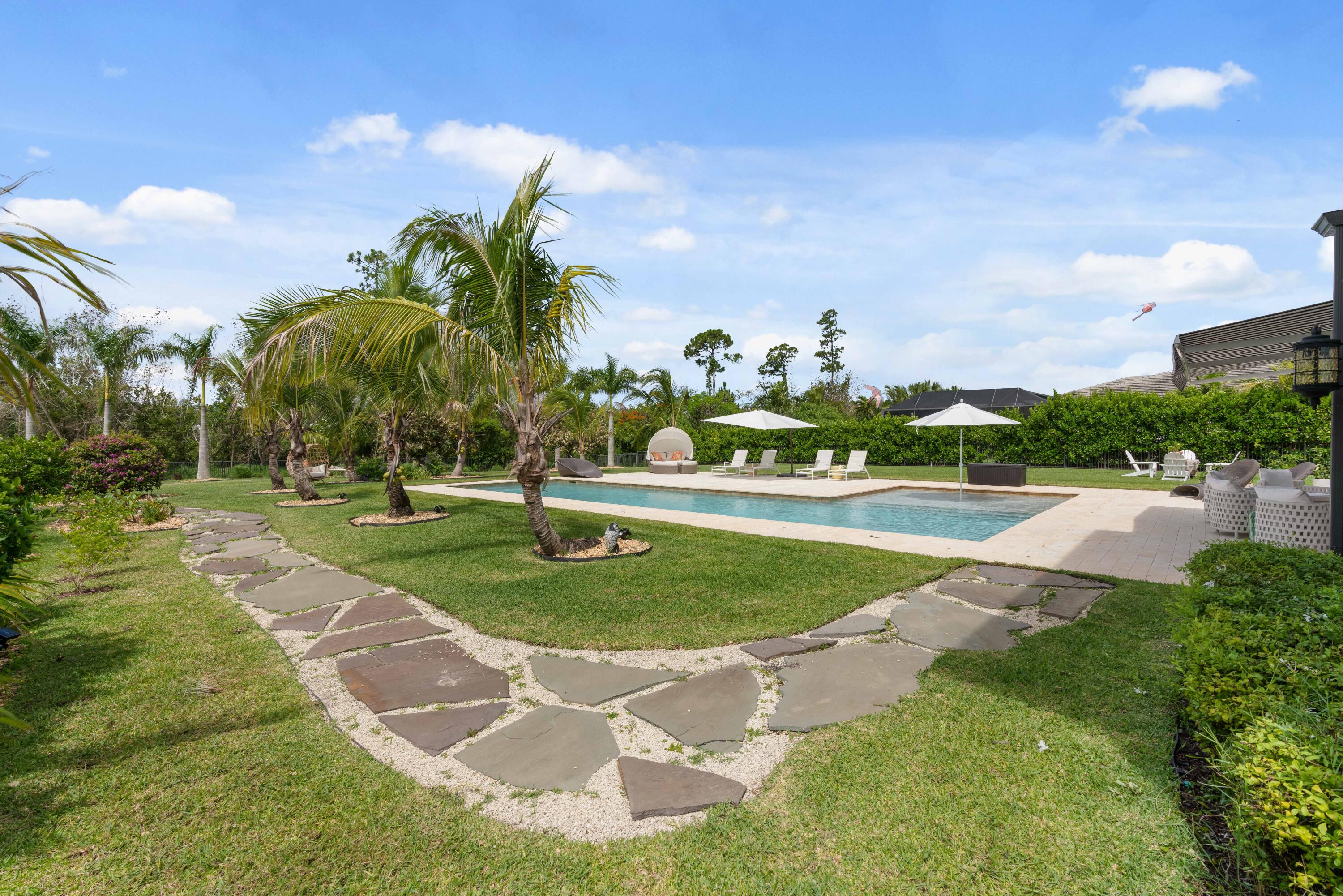 8208 Southeast Red Root Way Jupiter, FL 33458 - Photo 97 of 113 Backyard