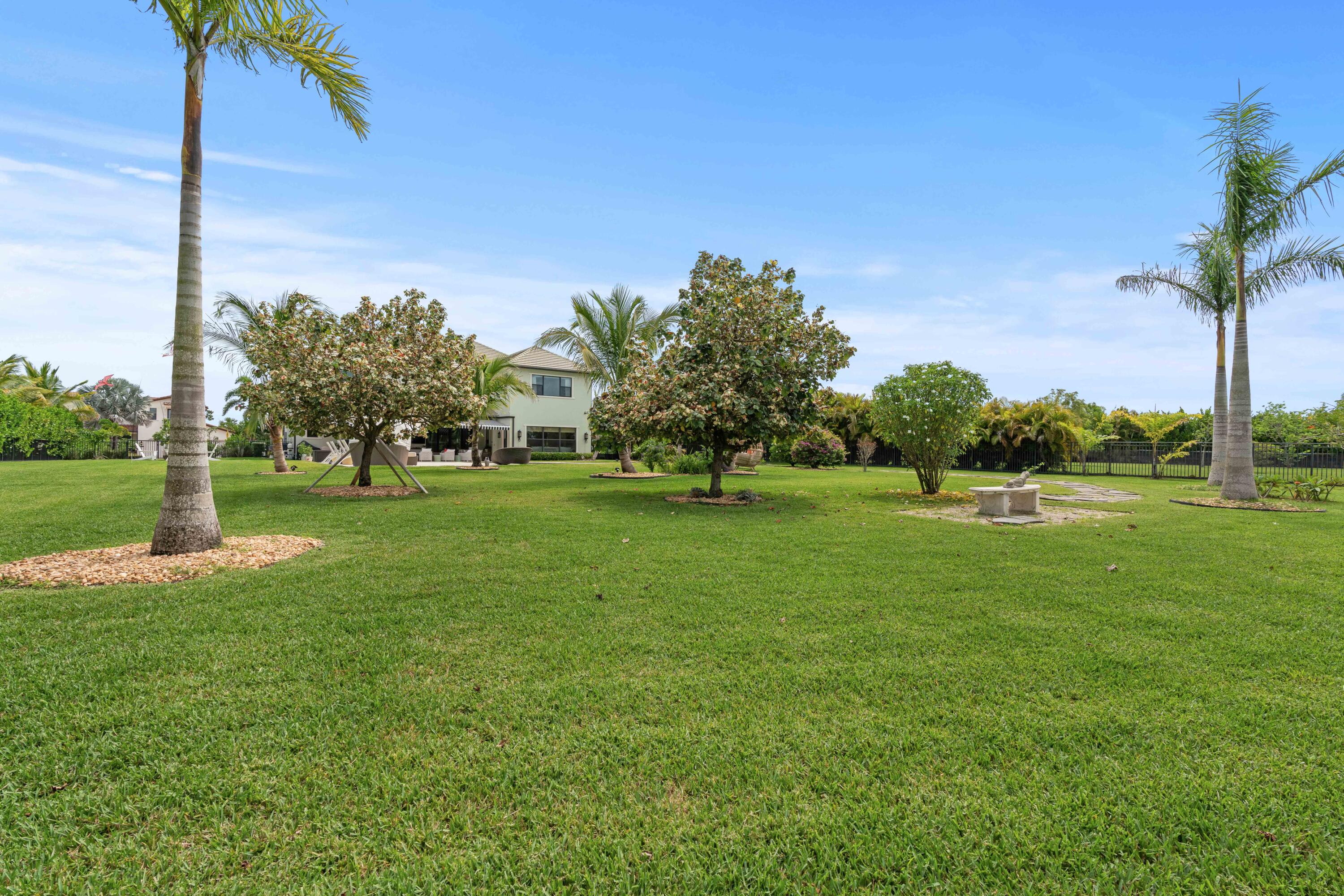 8208 Southeast Red Root Way Jupiter, FL 33458 - Photo 99 of 113 Backyard