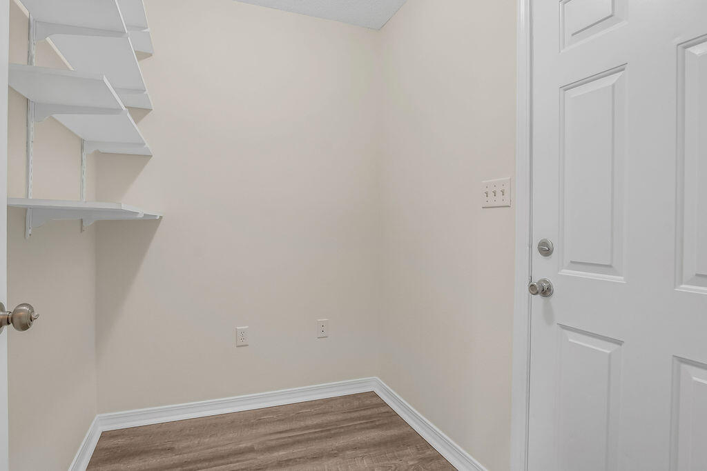4641 Sunsail Circle Destin, FL 32541 - Photo 20 of 28 a view of small space with wooden floor
