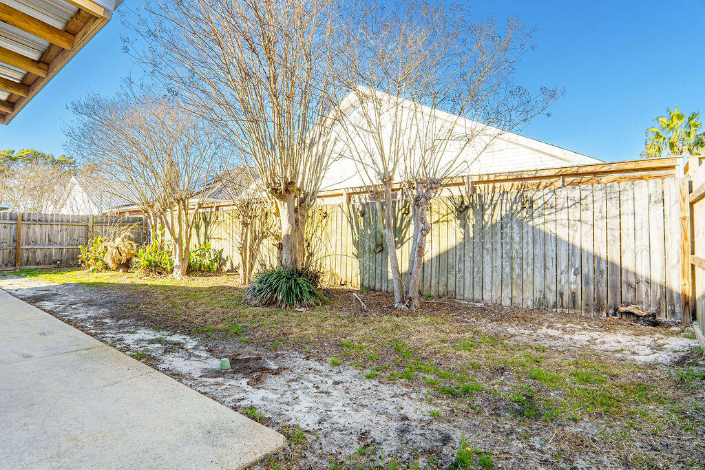 4641 Sunsail Circle Destin, FL 32541 - Photo 28 of 28 a view of a backyard of the house