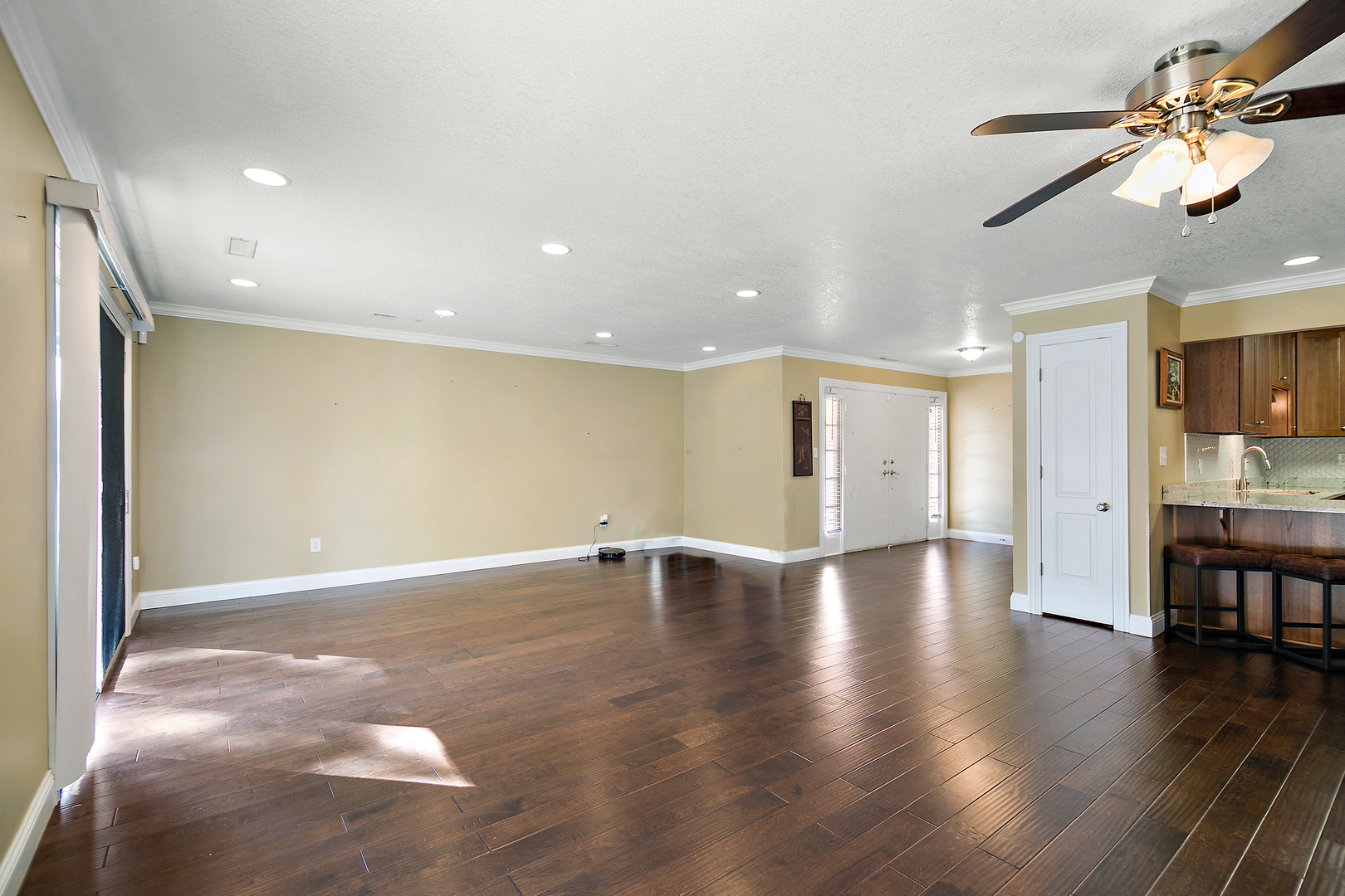 1305 Oaktree Lane Kankakee, IL 60901 - Photo 12 of 47 a view of empty room with wooden floor
