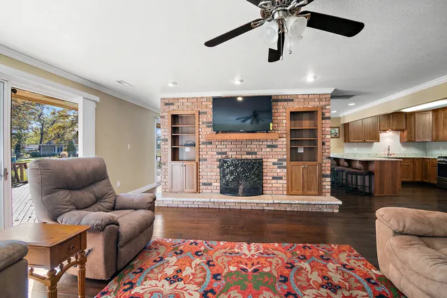 $400,000 | 1305 Oaktree Lane, Kankakee, IL 60901