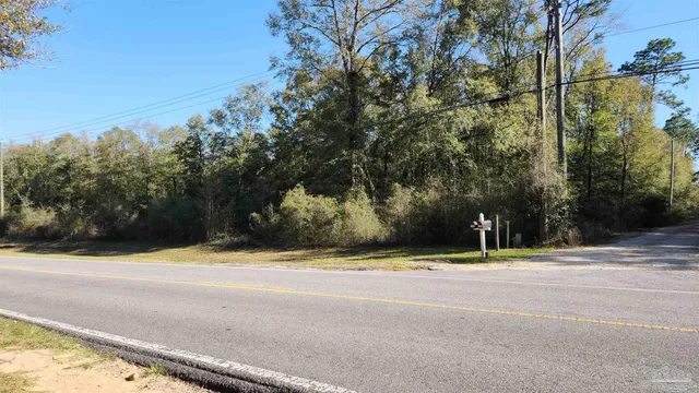 $225,000 | Forest Drive, Milton, FL 32570