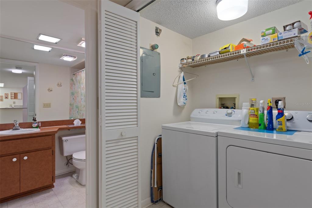 1 Cypress Run, Unit 14B Homosassa, FL 34446 - Photo 42 of 73 a bathroom with a sink a toilet and a shower