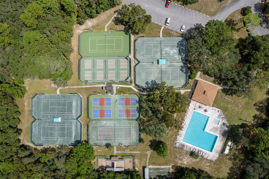 1 Cypress Run, Unit 14B Homosassa, FL 34446 - Photo 60 of 73 an aerial view of multiple houses with yard